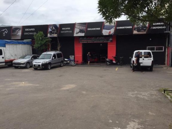 EDIFICIO COMERCIAL - Frente a COTO