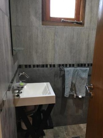 BARRIO LINKS - HERMOSA CASA EN UNA PLANTA - GRAN PARQUE Y PISCINA