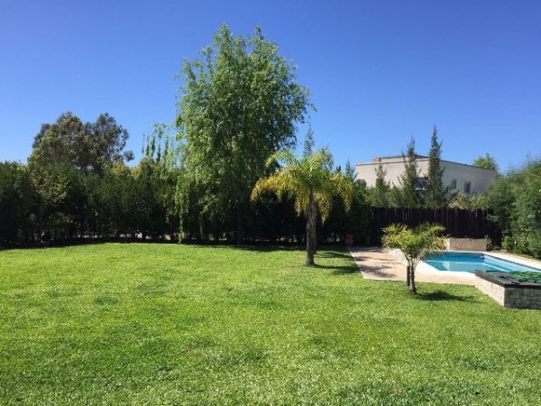 HERMOSA PROPIEDAD EN VENTA - ECHEVERRÍA DEL LAGO