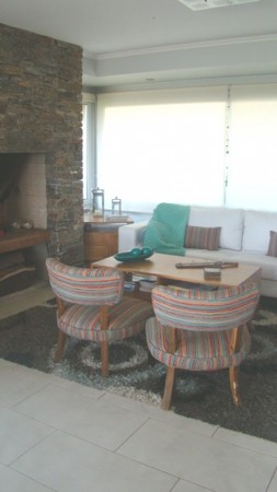 OPORTUNIDAD EL ROCIO !!!!! Hermosa casa de dos plantas con piscina