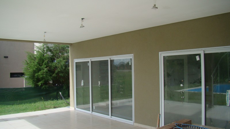 VENTA- BARRIO PRIVADO VALDEVEZ