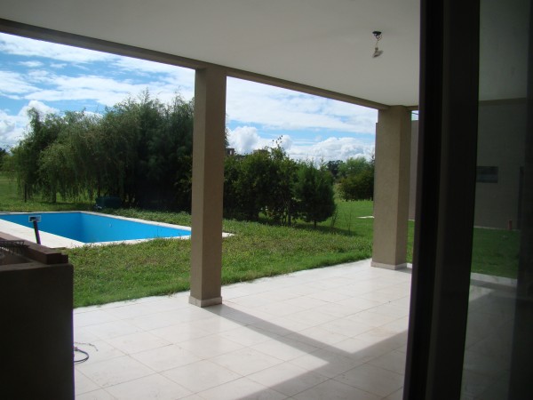 VENTA- BARRIO PRIVADO VALDEVEZ