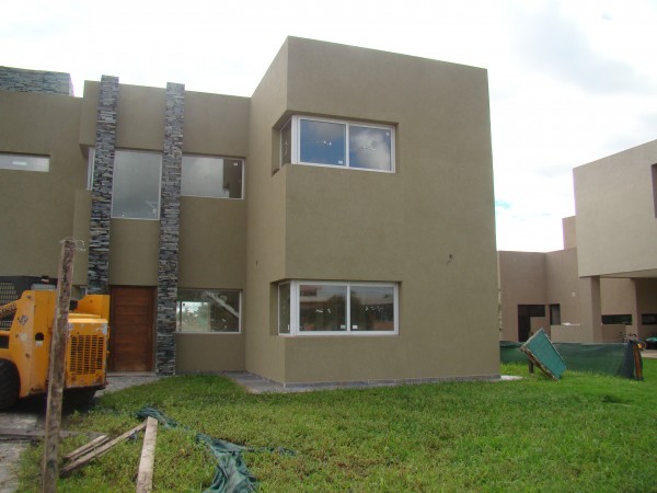 VENTA- BARRIO PRIVADO VALDEVEZ