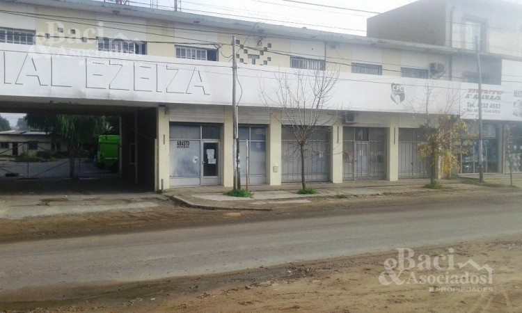 EDIFICIO COMERCIAL - Frente a COTO