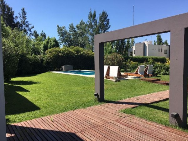 EL LAUQUEN - Todo en PB - Gran parque
