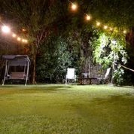 CAMPOS DE ECHEVERRIA - Casa en una Planta con gran parque y escritorio
