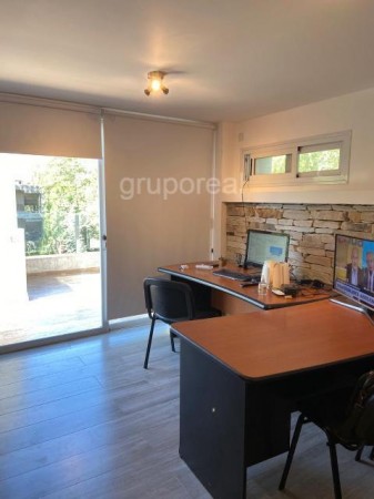 LA VIEJA ESTACION - OPORTUNIDAD A LA VENTA !!!! Monoambiente con gran balcon terraza y cochera