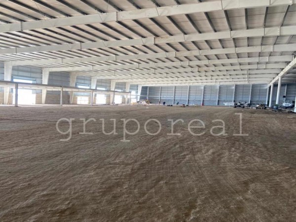 LAS TOSCAS PARQUE LOGISTICO - Venta Nave 11200 m2