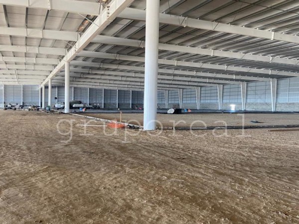 LAS TOSCAS PARQUE LOGISTICO - Venta Nave 11200 m2