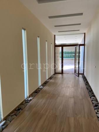 CANNING - Duplex 3 dormitorios con cochera y quincho