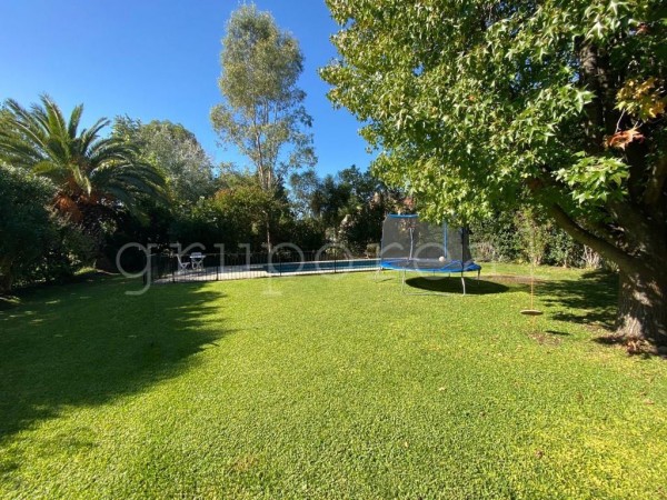 EL OMBU - Casa con dormitorios en Planta Baja - Hermoso parque