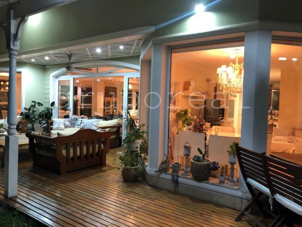 EXCELENTE PROPIEDAD - St THOMAS SUR