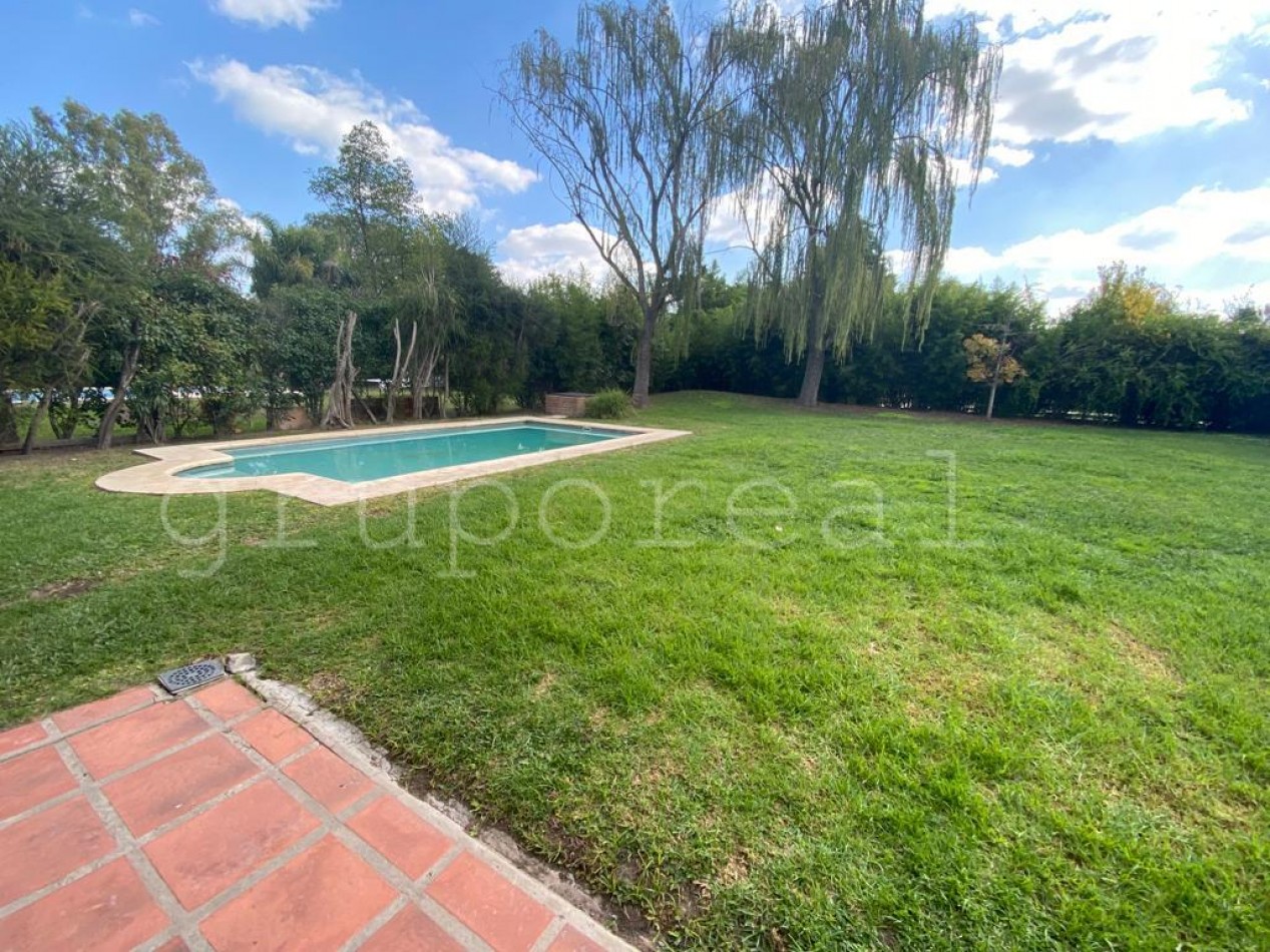 ECHEVERRIA DEL LAGO - Venta con renta