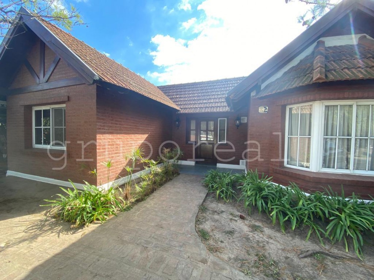 ECHEVERRIA DEL LAGO - Venta con renta