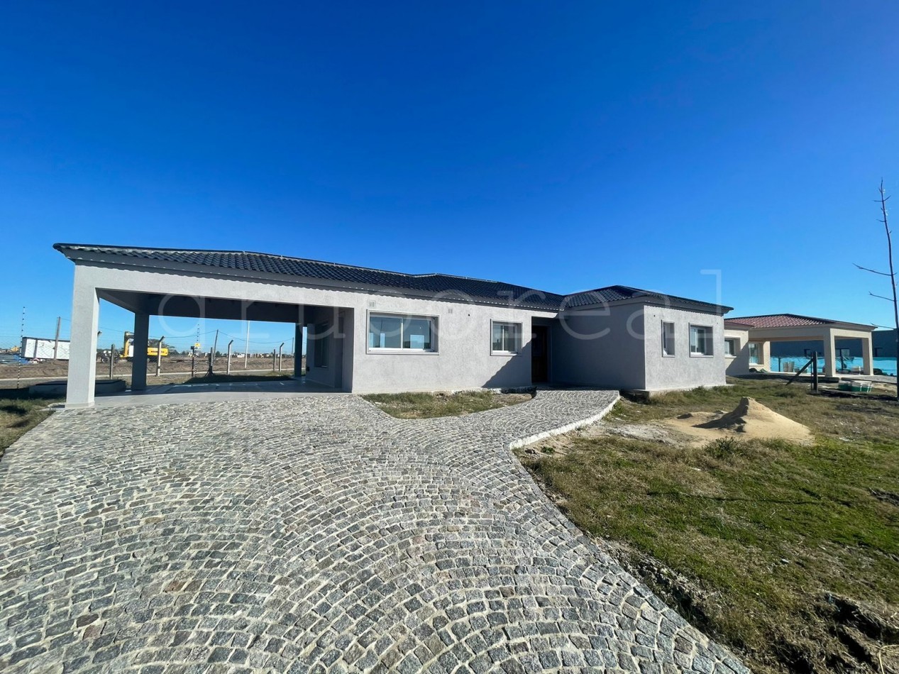 SAN FELIPE - Casa a estrenar 3 dormitorios