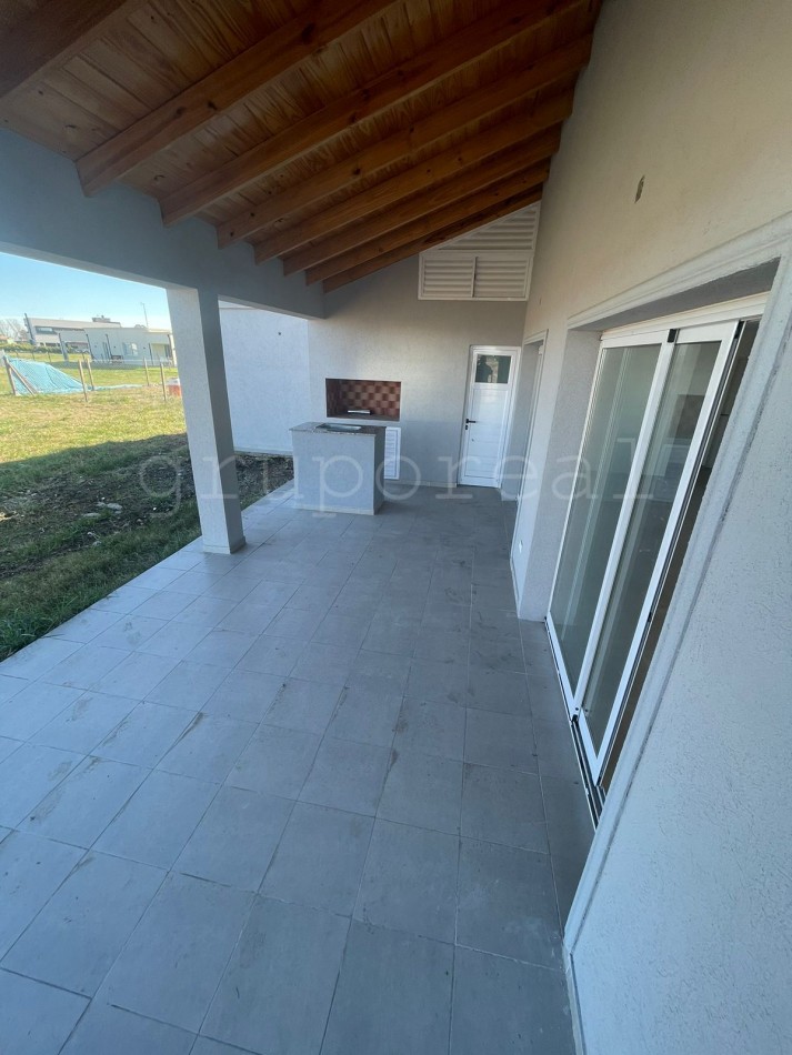 SAN FELIPE - Casa a estrenar 3 dormitorios