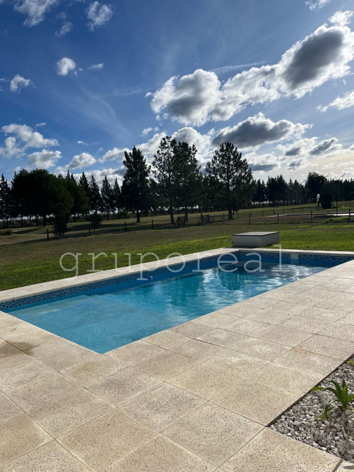 FINCAS DE SAN VICENTE GOLF - Propiedad en una planta . Gran parque y piscina