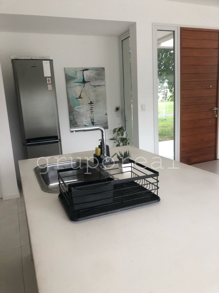 FINCAS DE SAN VICENTE GOLF - Propiedad en una planta . Gran parque y piscina