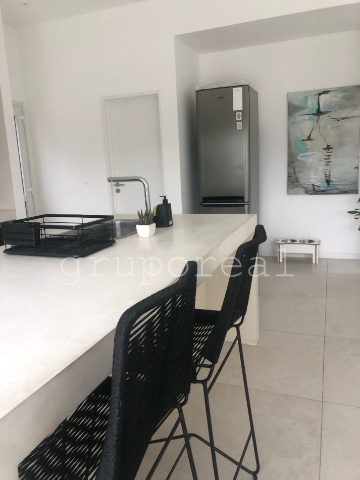 FINCAS DE SAN VICENTE GOLF - Propiedad en una planta . Gran parque y piscina