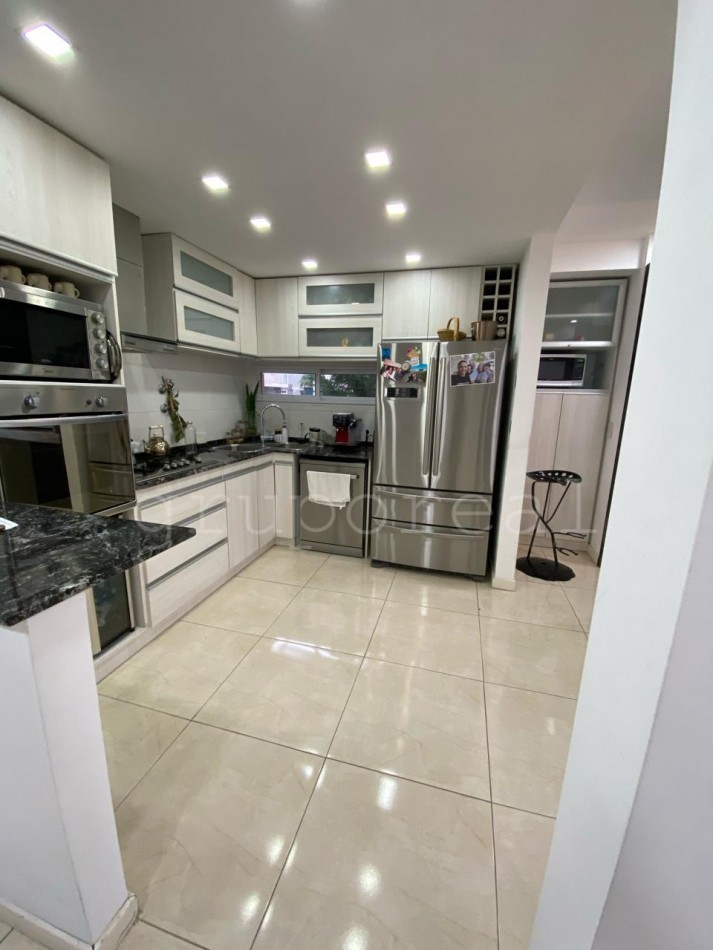 EL REBENQUE - Casa estilo moderno, superluminosa. Posibilidad de Permuta