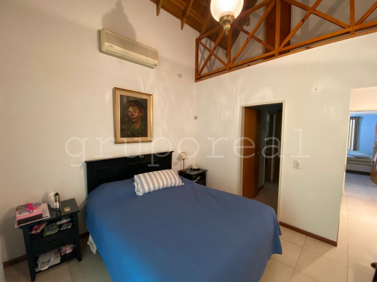 EL OMBU - Casa con dormitorios en Planta Baja - Hermoso parque