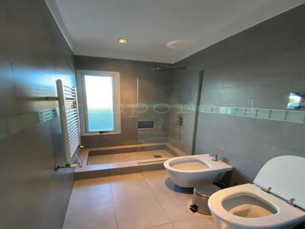EL ROCIO - Moderna propiedad de 3 Dormitorios todos en suite