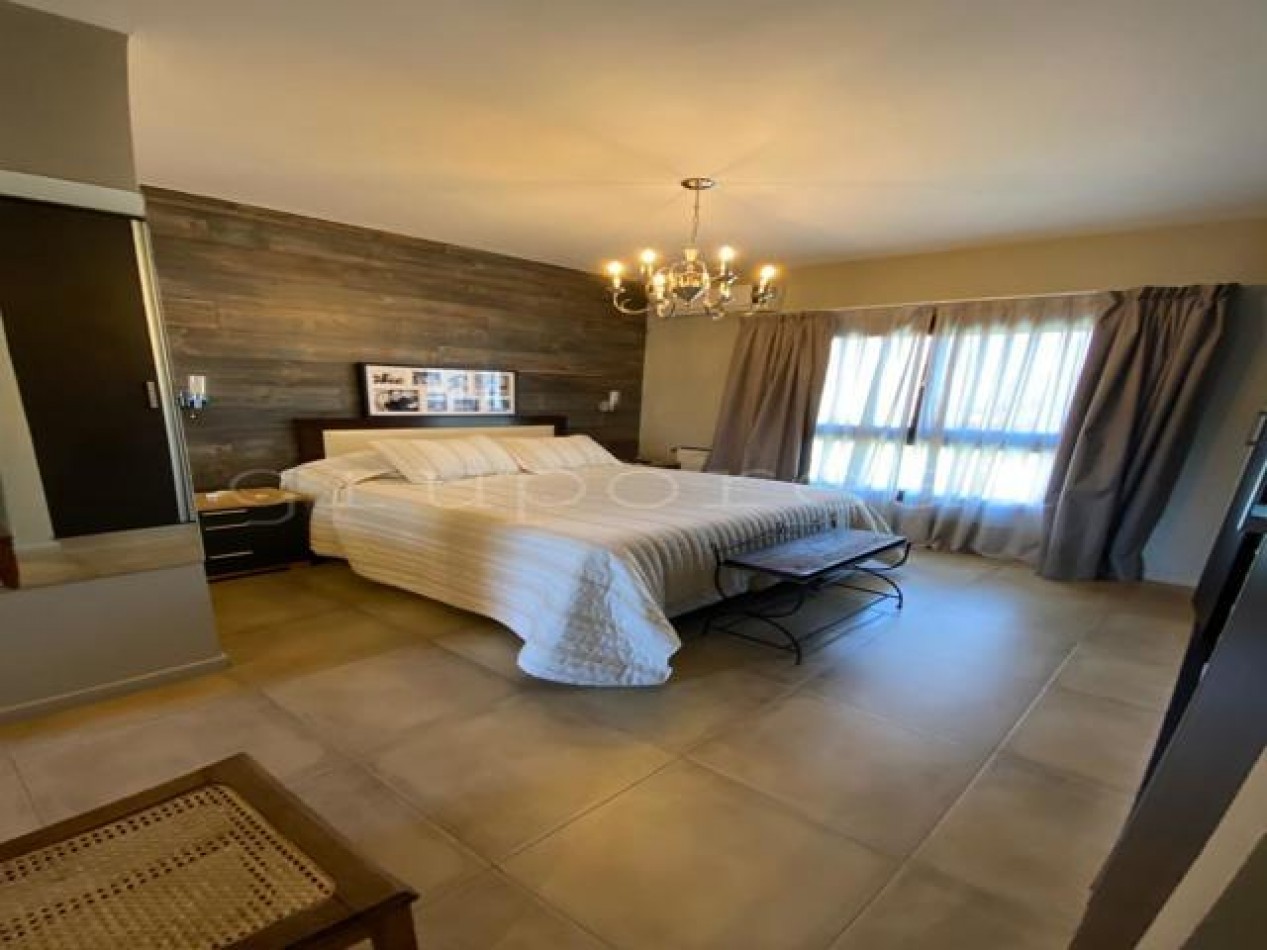 EL ROCIO VENTA- MODERNA CASA RECICLADA A NUEVO