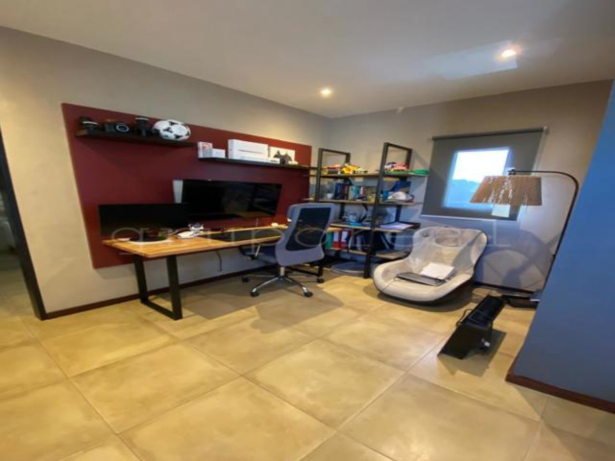 EL ROCIO VENTA- MODERNA CASA RECICLADA A NUEVO