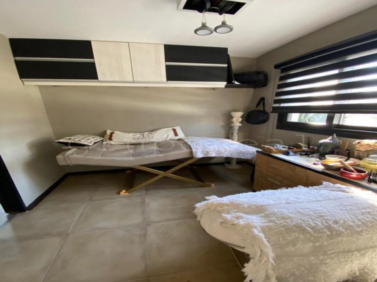 EL ROCIO VENTA- MODERNA CASA RECICLADA A NUEVO