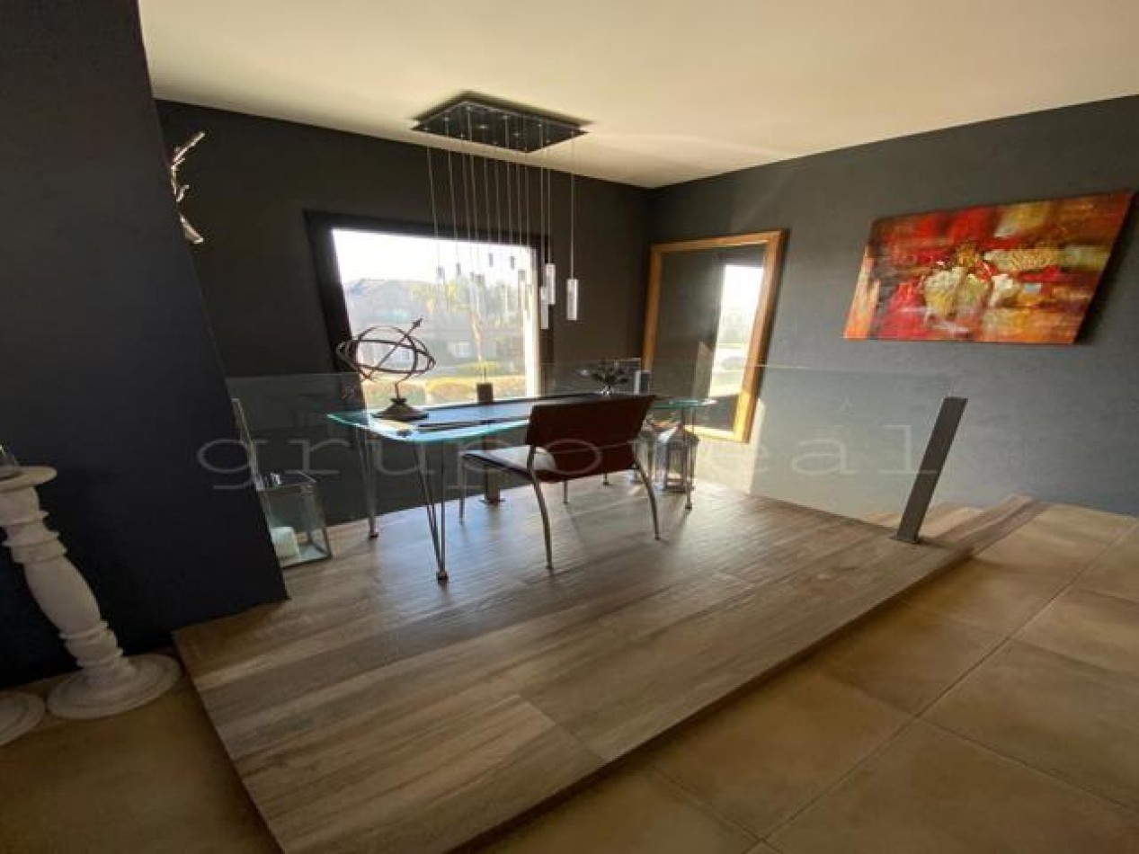EL ROCIO VENTA- MODERNA CASA RECICLADA A NUEVO