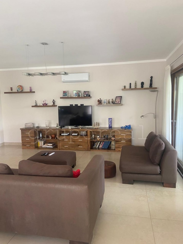 EL REBENQUE - Excelente casa toda en una planta !!!