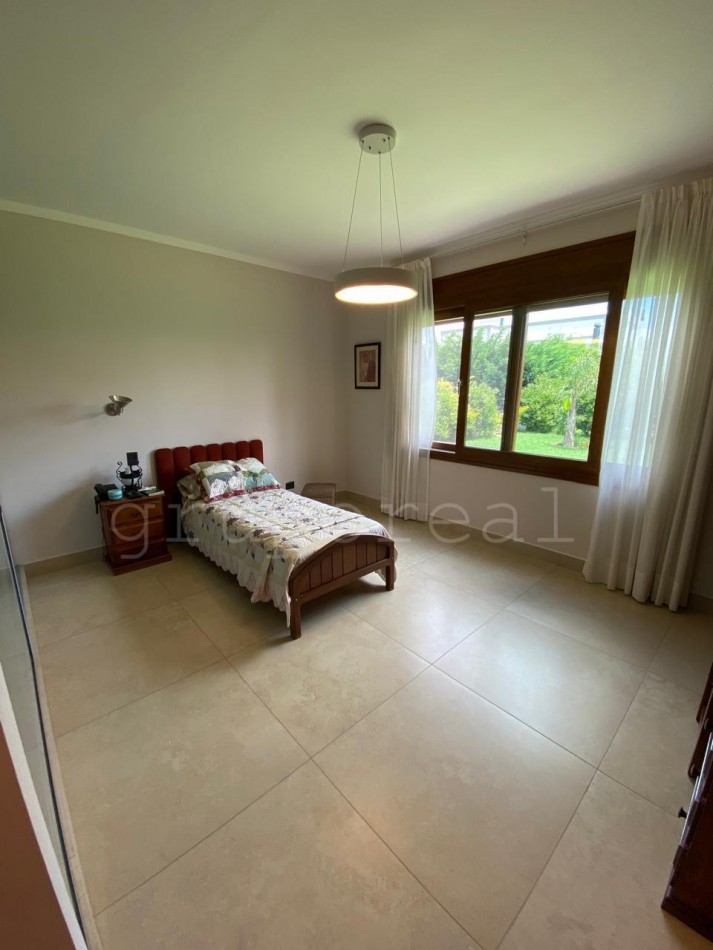 EL REBENQUE - Excelente casa toda en una planta !!!