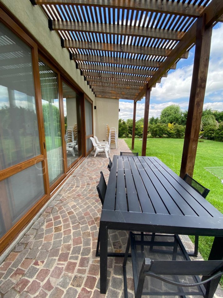EL REBENQUE - Excelente casa toda en una planta !!!