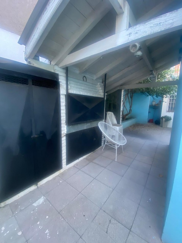 MONTE GRANDE - Casa en alquiler para uso comercial