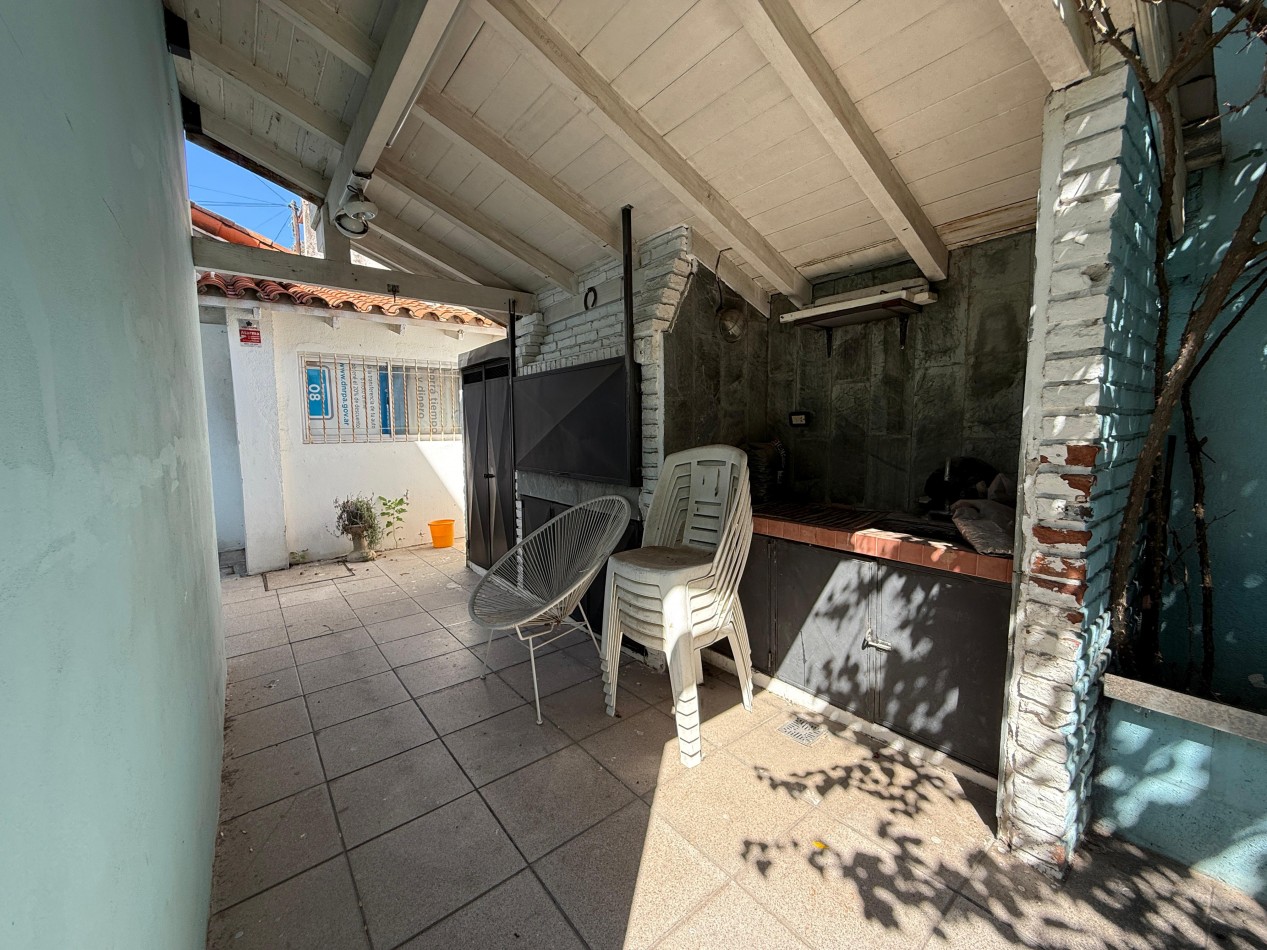 MONTE GRANDE - Casa en alquiler para uso comercial