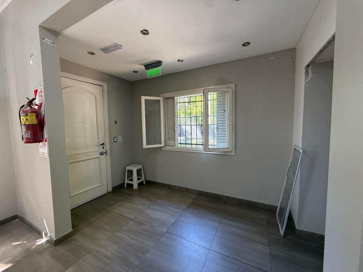 MONTE GRANDE - Casa en alquiler para uso comercial