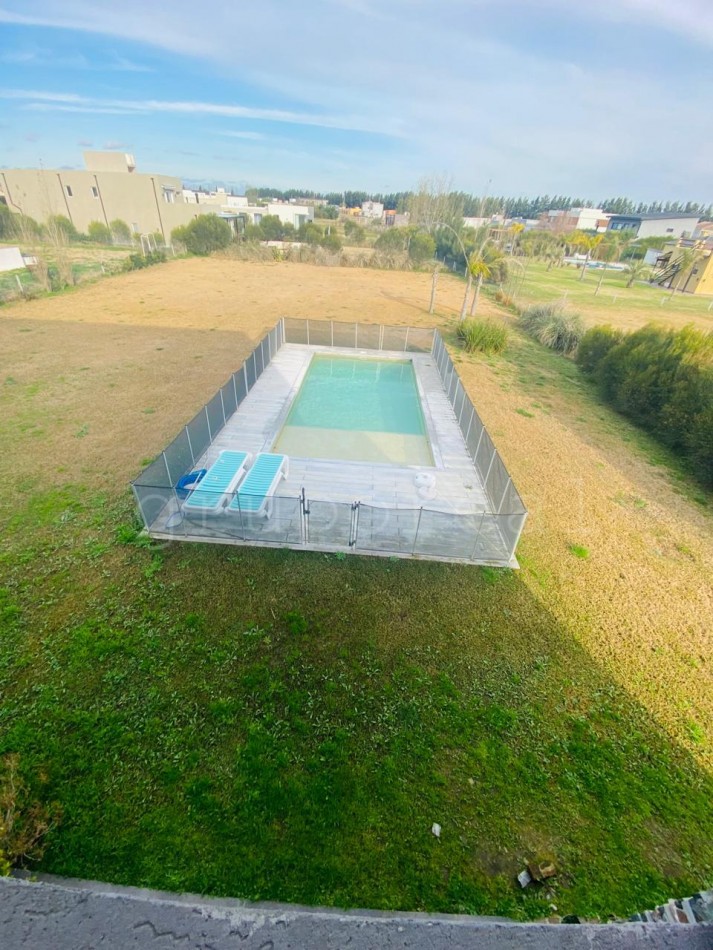 FINCAS DEL ALBA - Excelente propiedad con 4 dormitorios + escritorio + gimnasio/playroom