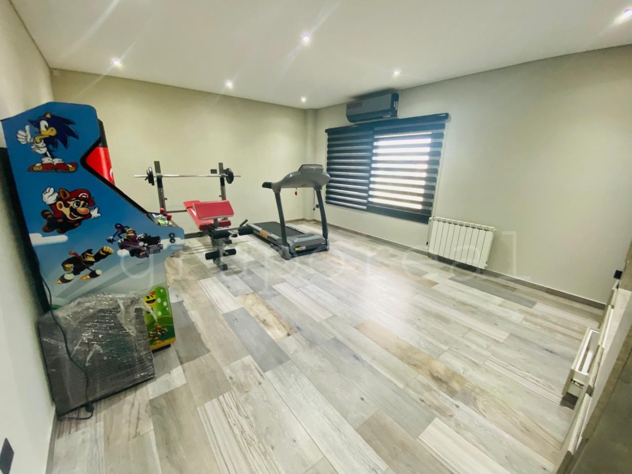 FINCAS DEL ALBA - Excelente propiedad con 4 dormitorios + escritorio + gimnasio/playroom