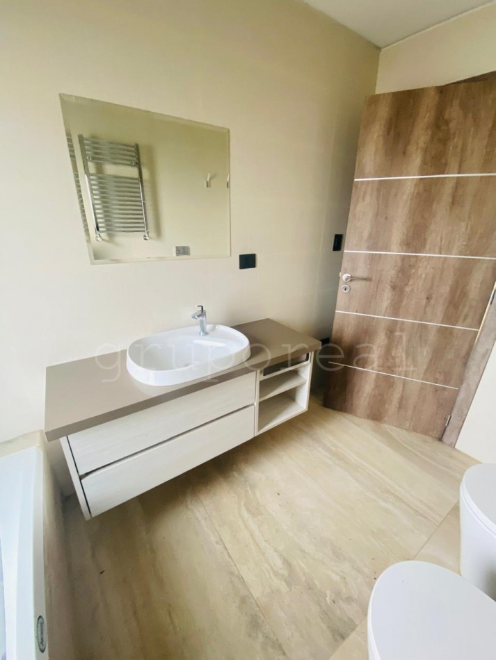 FINCAS DEL ALBA - Excelente propiedad con 4 dormitorios + escritorio + gimnasio/playroom