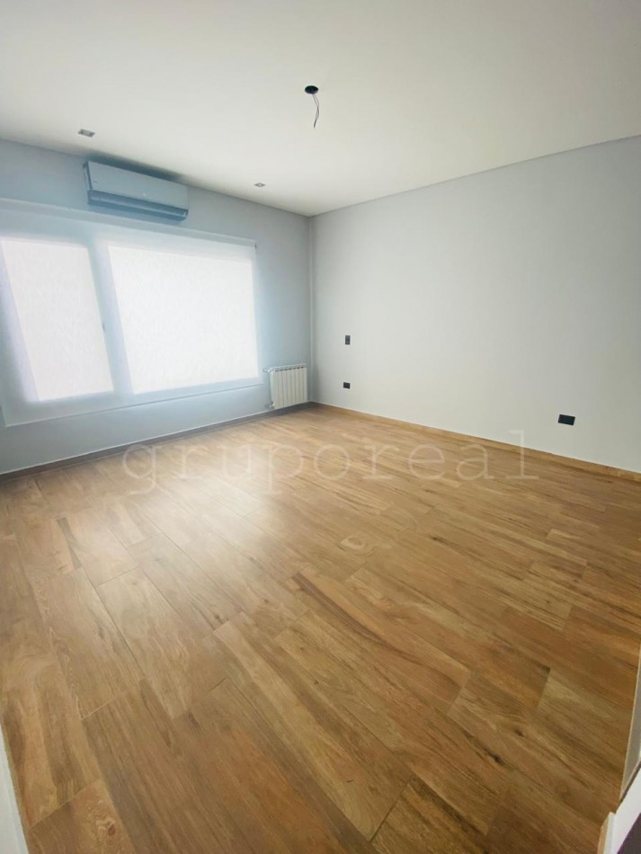 FINCAS DEL ALBA - Excelente propiedad con 4 dormitorios + escritorio + gimnasio/playroom