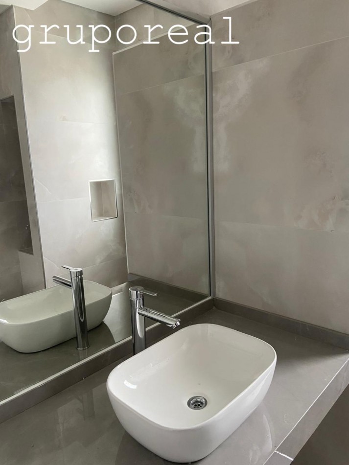CANNING CHICO - Casa a estrenar con 3 suites + dormitorio en Planta Baja