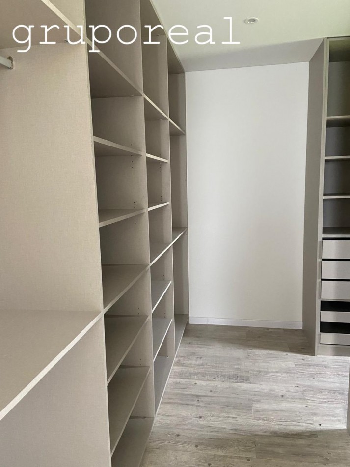 CANNING CHICO - Casa a estrenar con 3 suites + dormitorio en Planta Baja