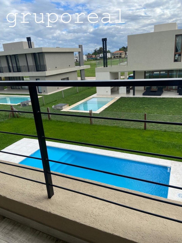 CANNING CHICO - Casa a estrenar con 3 suites + dormitorio en Planta Baja