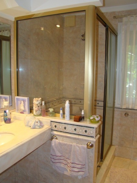 ST THOMAS SUR - EXCELENTE CONSTRUCCION 