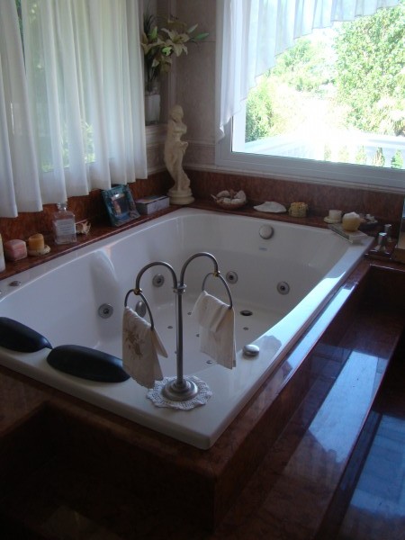 ST THOMAS SUR - EXCELENTE CONSTRUCCION 