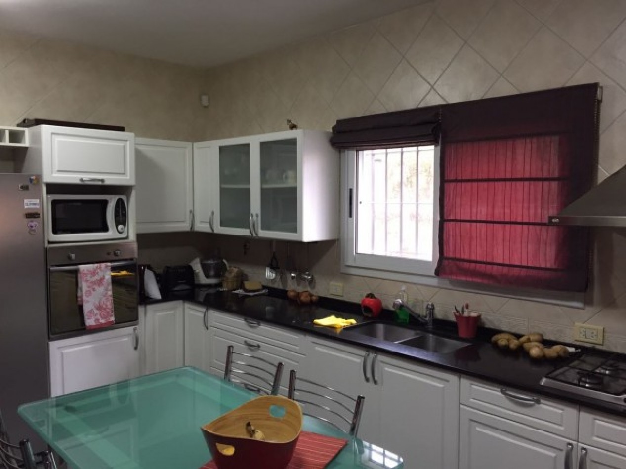 CASA QUINTA BARRIO EL TREBOL - EXCELENTE PROPIEDAD - MUY BUENA UBICACIÓN