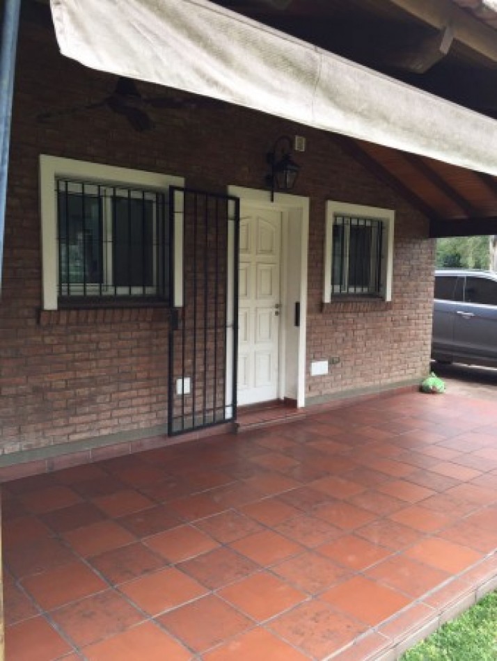 CASA QUINTA BARRIO EL TREBOL - EXCELENTE PROPIEDAD - MUY BUENA UBICACIÓN