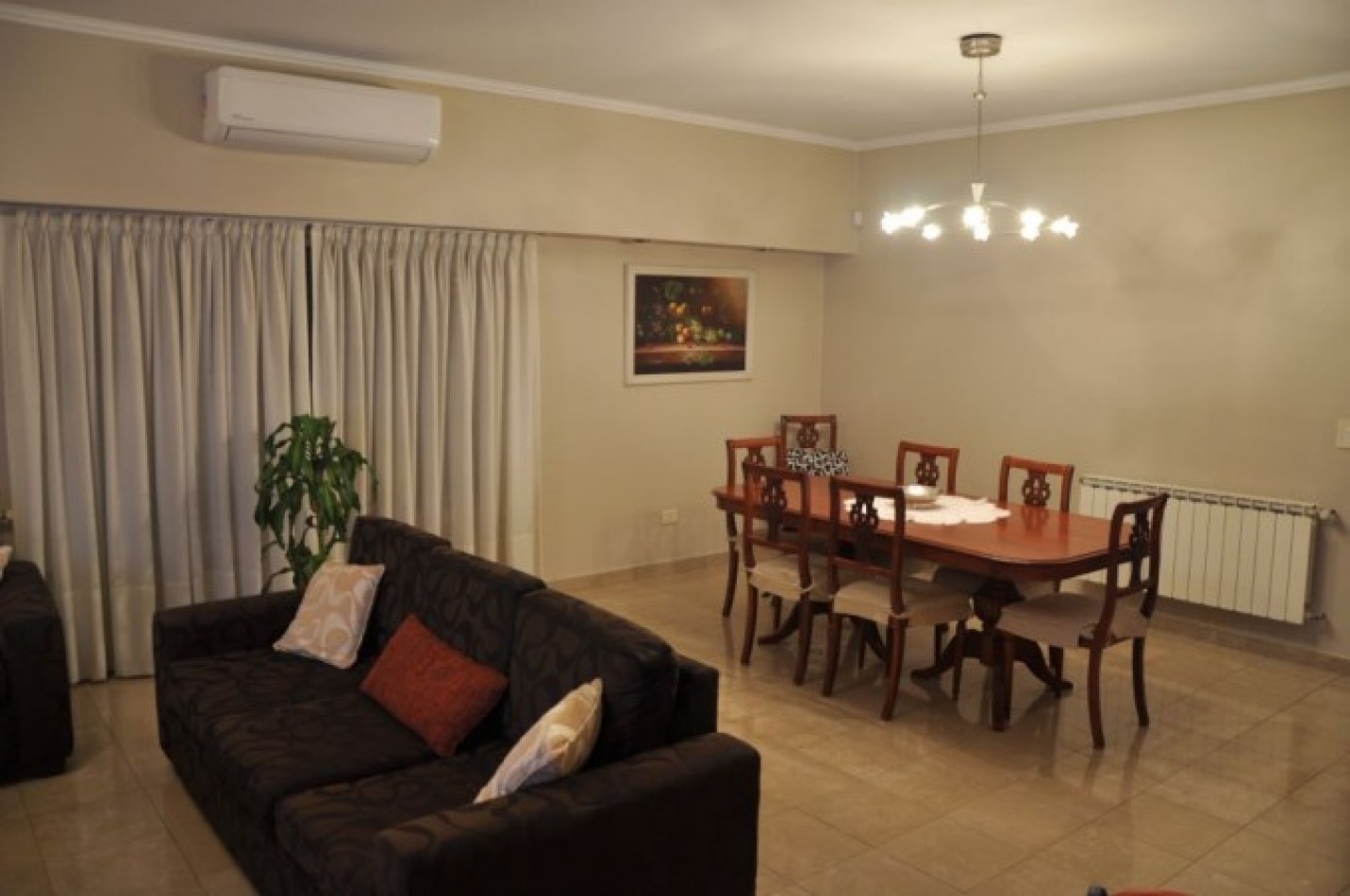 CASA QUINTA BARRIO EL TREBOL - EXCELENTE PROPIEDAD - MUY BUENA UBICACIÓN
