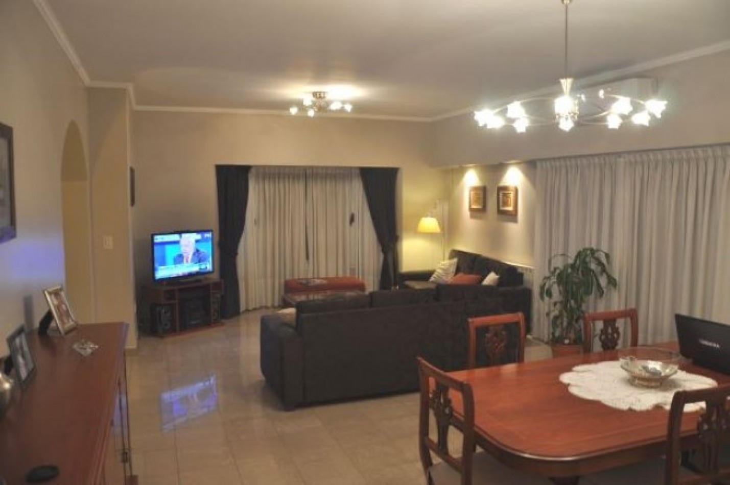 CASA QUINTA BARRIO EL TREBOL - EXCELENTE PROPIEDAD - MUY BUENA UBICACIÓN