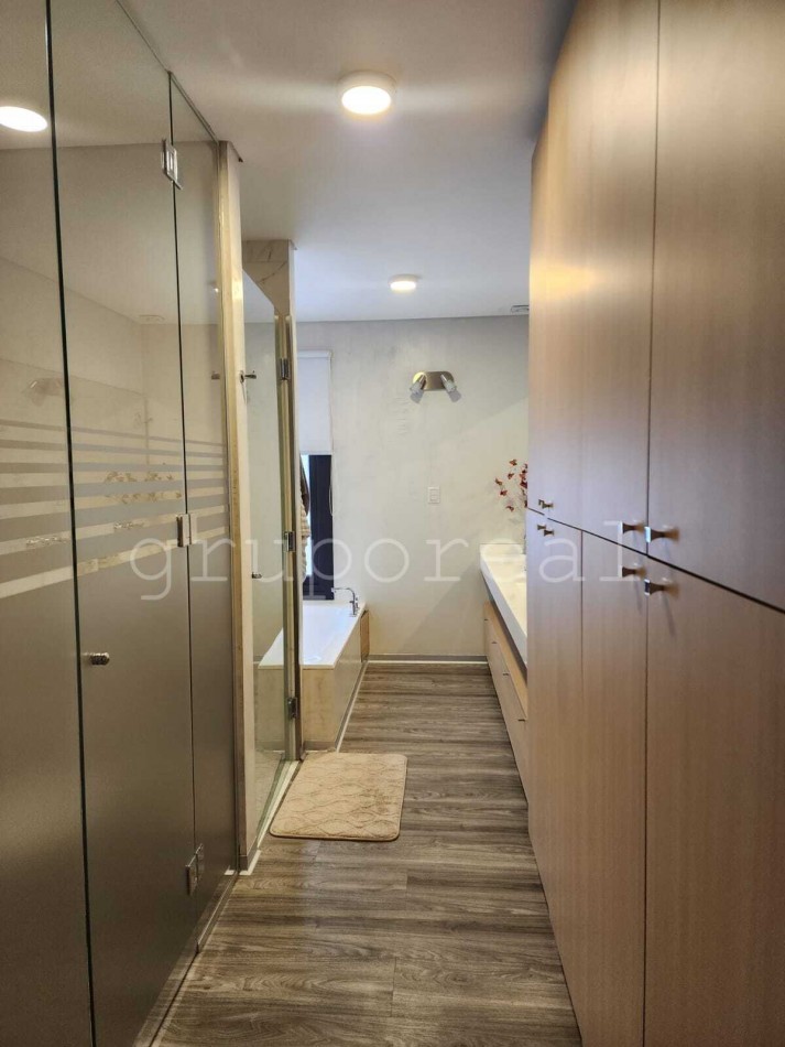 TERRALAGOS - Casa en venta Barrio Plaza con lote a espacio verde